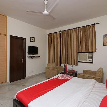 Hotel O Aravali Residency Гургаон Экстерьер фото