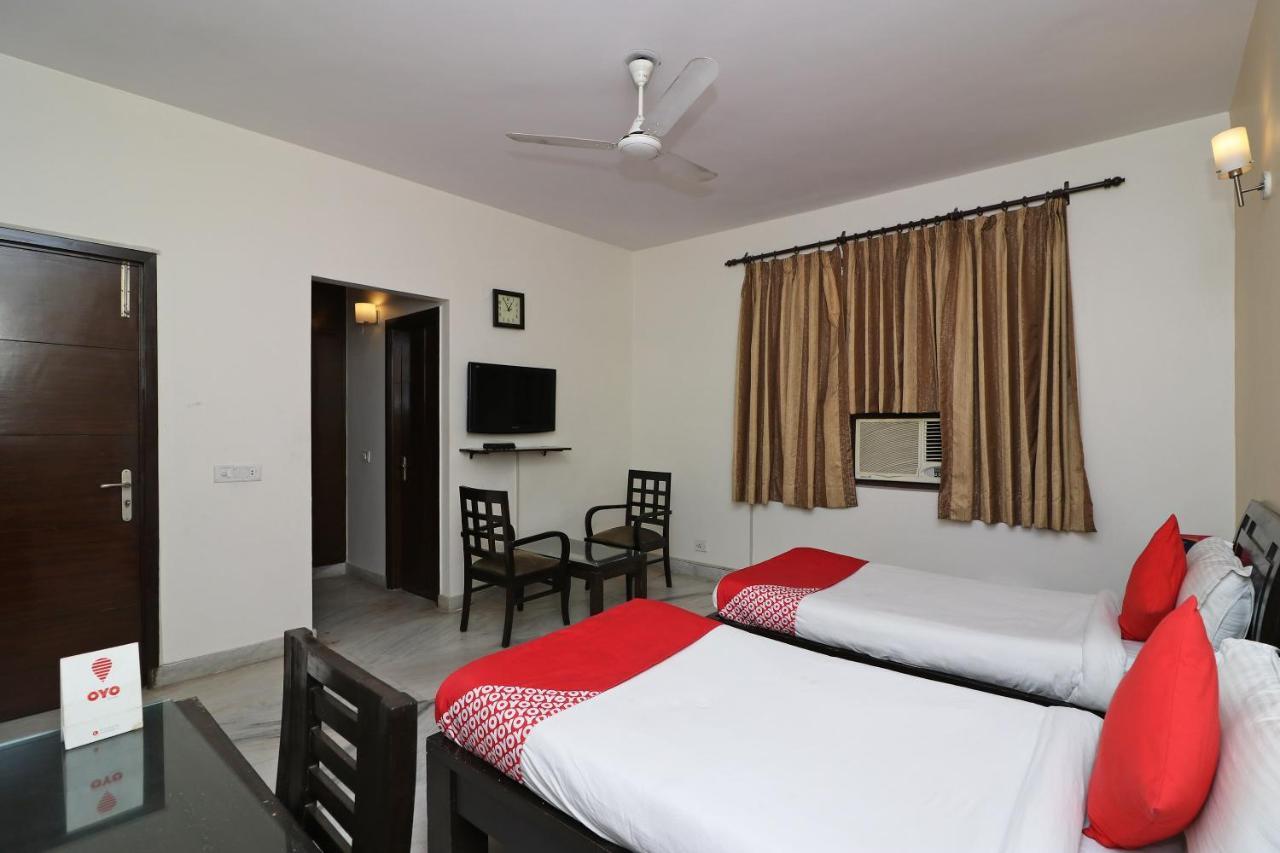 Hotel O Aravali Residency Гургаон Экстерьер фото